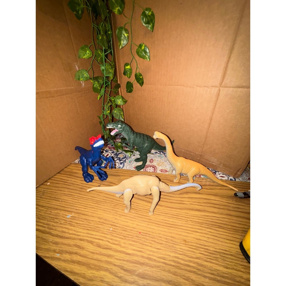Mixed Dinosaur Toy Figure Lot Prehistoric Animals T-Rex Raptor Stegosaurus 20pc